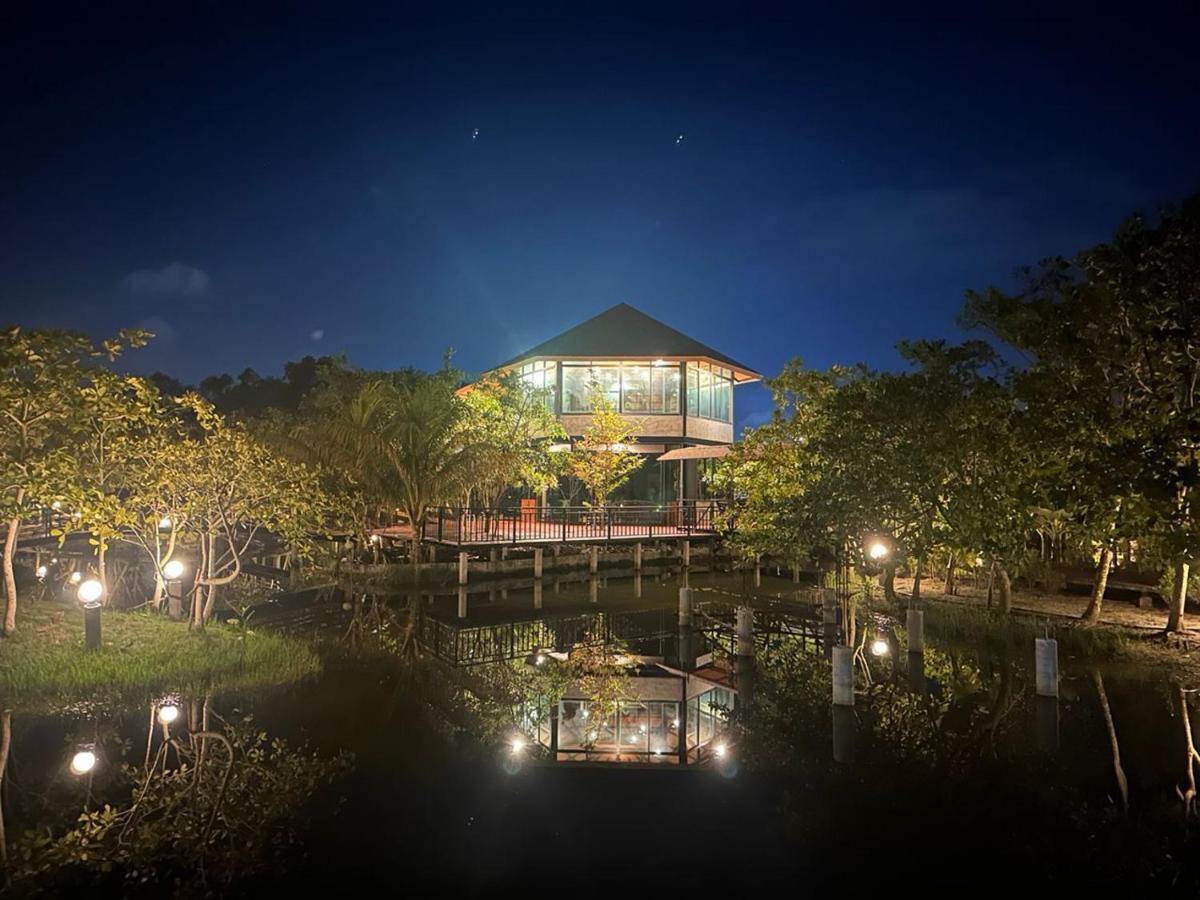 The Beatles Lagoon Chalong Exterior photo