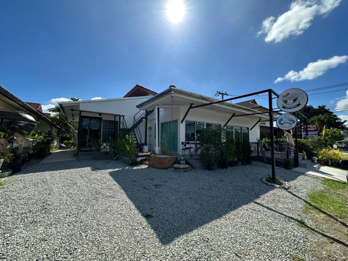 The Beatles Lagoon Chalong Exterior photo